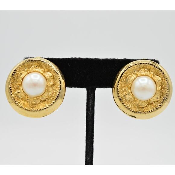 Vintage Pierced Earrings Dangle Brushed Gold Chunky Round Pearl NOS 1980s 9E - Picture 1 of 7